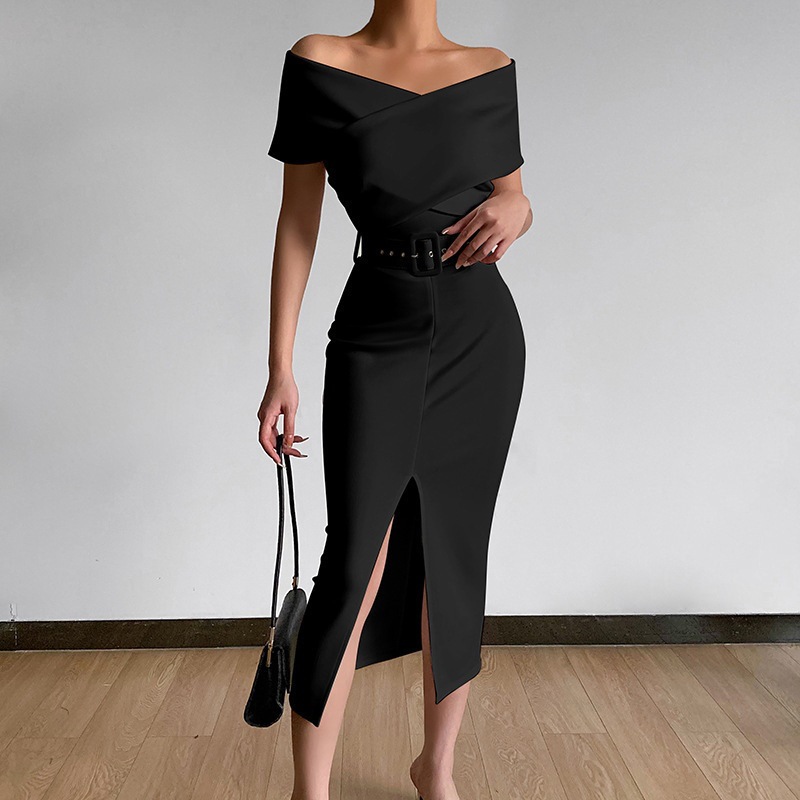 Elegant off-the-shoulder belted slit skirt 1