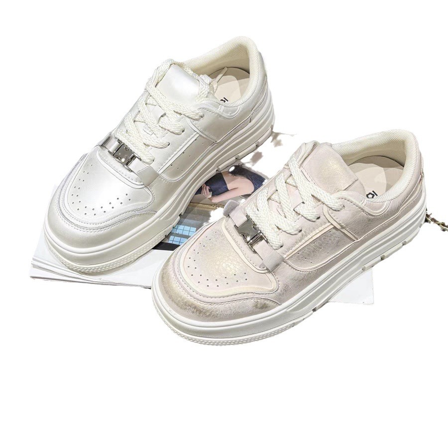 2026 Spring Women's Pearlized Buckle Platform Sneakers – Genuine Leather, 5cm Height Boost, Minimalist Luxury