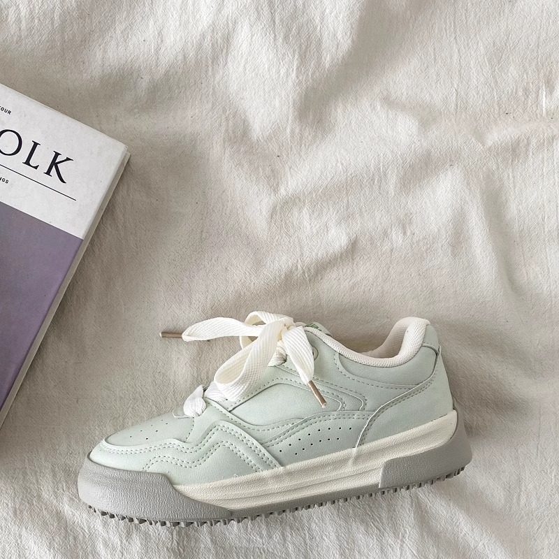 2026 Spring Korean-Style Bread Sneakers for Women – Lightweight Platform, Cloud-Like Comfort, Minimalist White