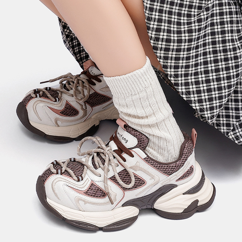 2026 Spring Women's Embroidered Platform Sneakers – Lightweight, Breathable, Dual-Use for Gym & Street 01