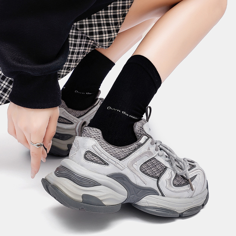 2026 Spring Women's Embroidered Platform Sneakers – Lightweight, Breathable, Dual-Use for Gym & Street