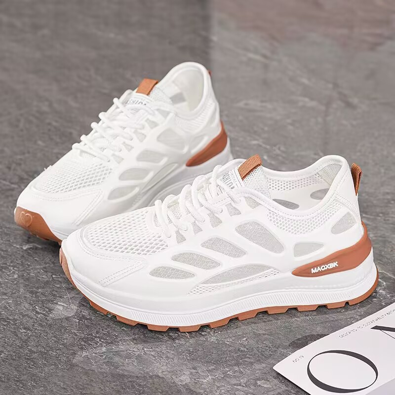 Summer Women's Shoes New Breathable Mesh Shoes Versatile White Shoes Thick Sole Sports Shoes